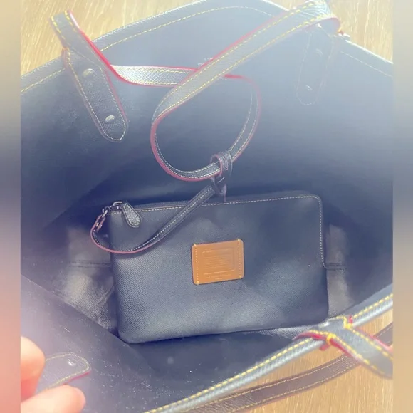 Disney Coach Bag - Picture 5 of 8